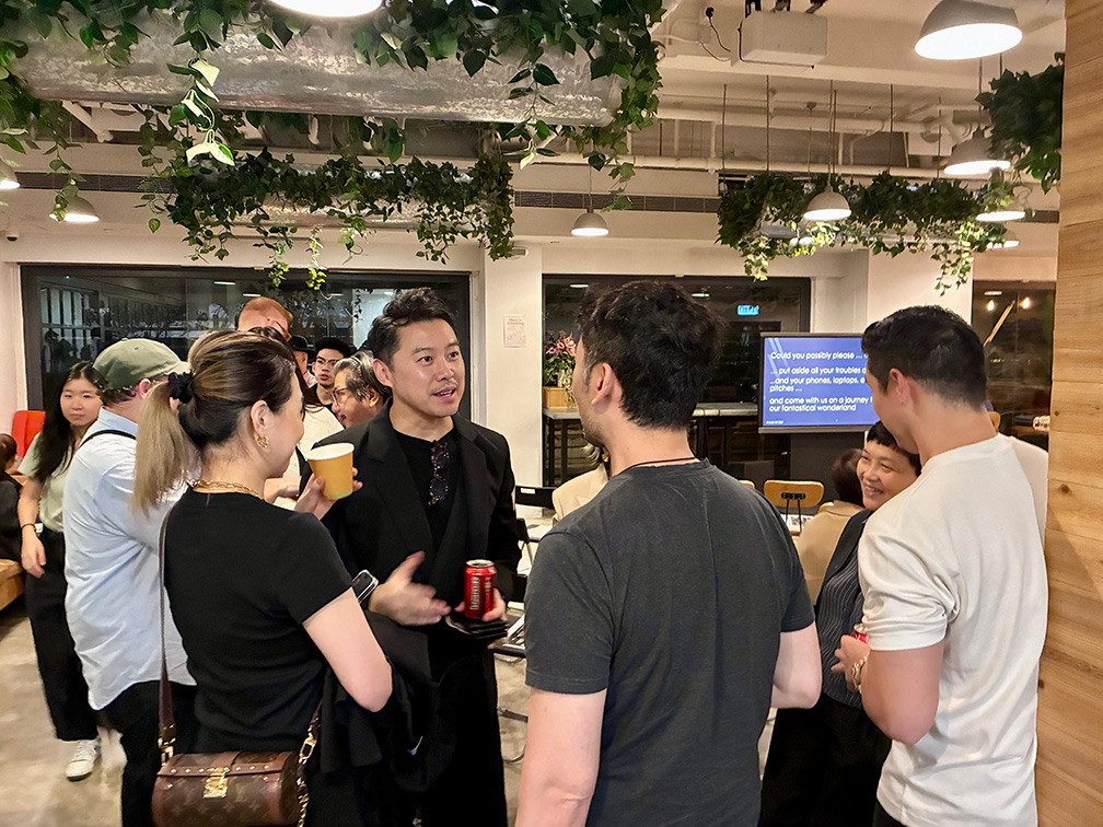 Chris Kyme’s Postcard from Hong Kong with a Sydney visitor: Music Mill’s Bruce Tweedie